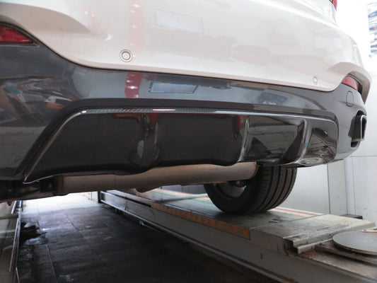BMW F16 X6 M Sport Performance Carbon Fiber Rear Diffuser